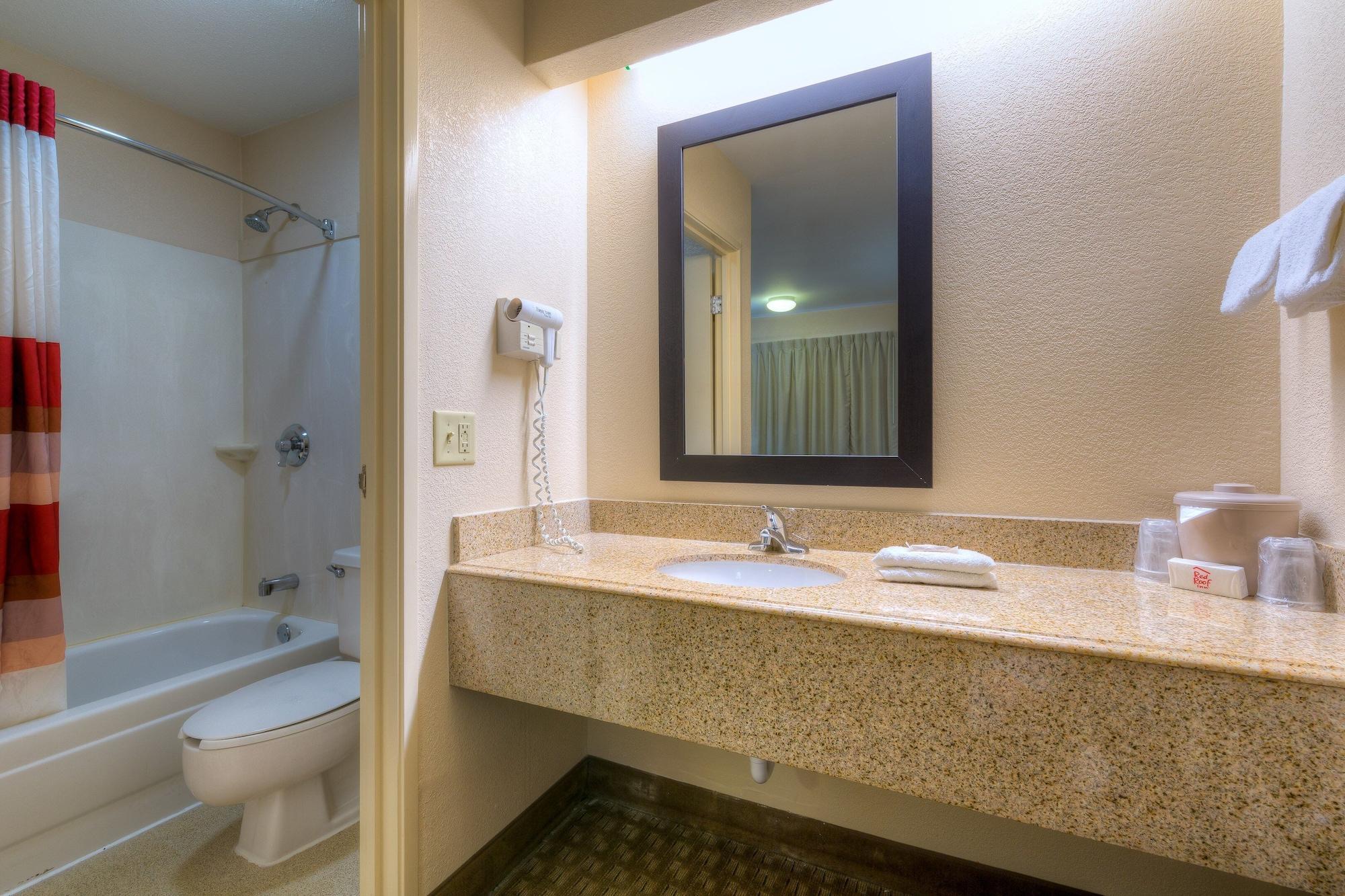 Red Roof Inn Memphis East Extérieur photo