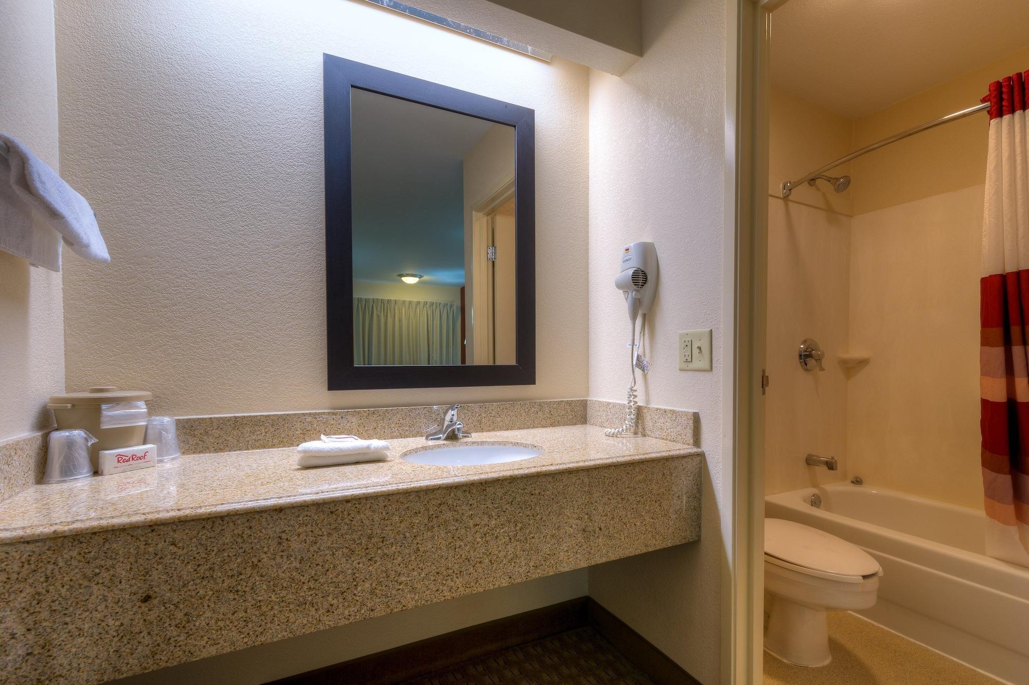 Red Roof Inn Memphis East Extérieur photo